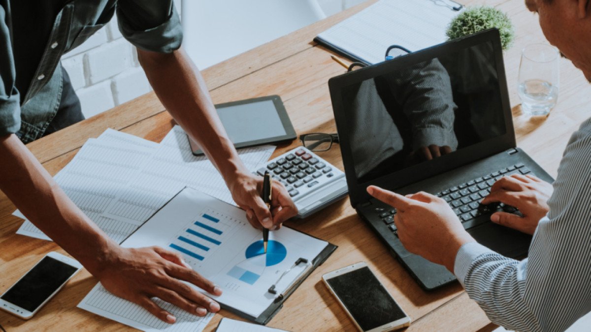 الإدارة والتشغيل